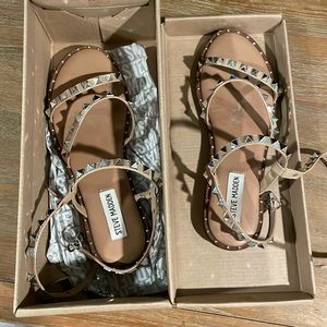 Size 7 women’s Steve Madden gladiator sandals